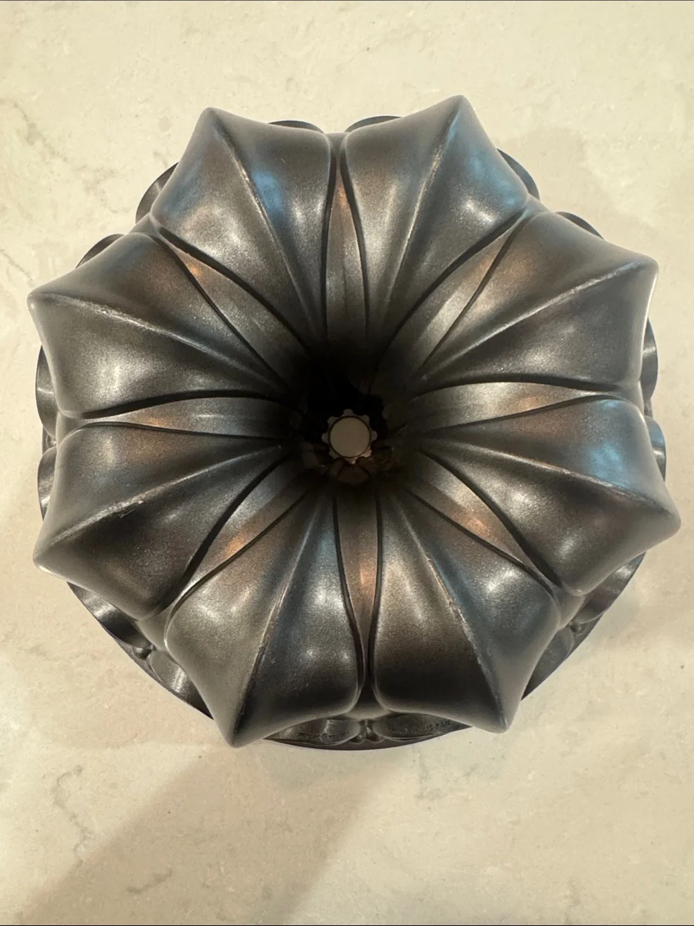Nordic Ware Fleur De Lis Metallic Black 10 Cup Bundt Cake Pan